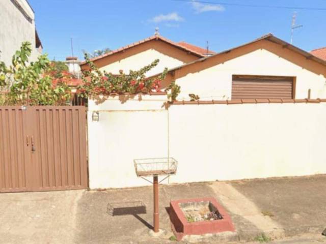 #13 - Casa para Venda em Poços de Caldas - MG