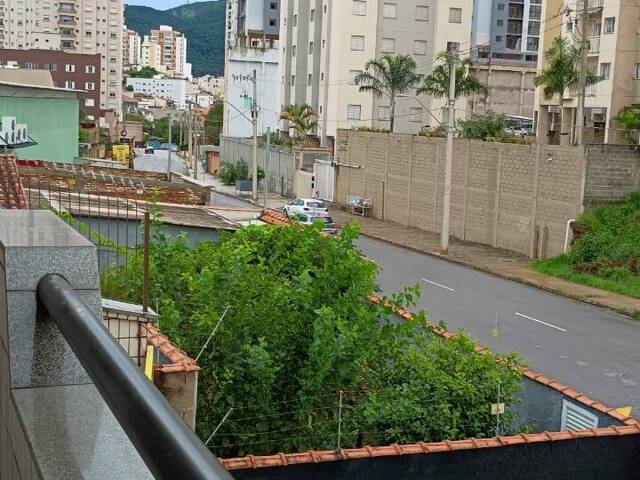 #27 - Apartamento para Venda em Poços de Caldas - MG